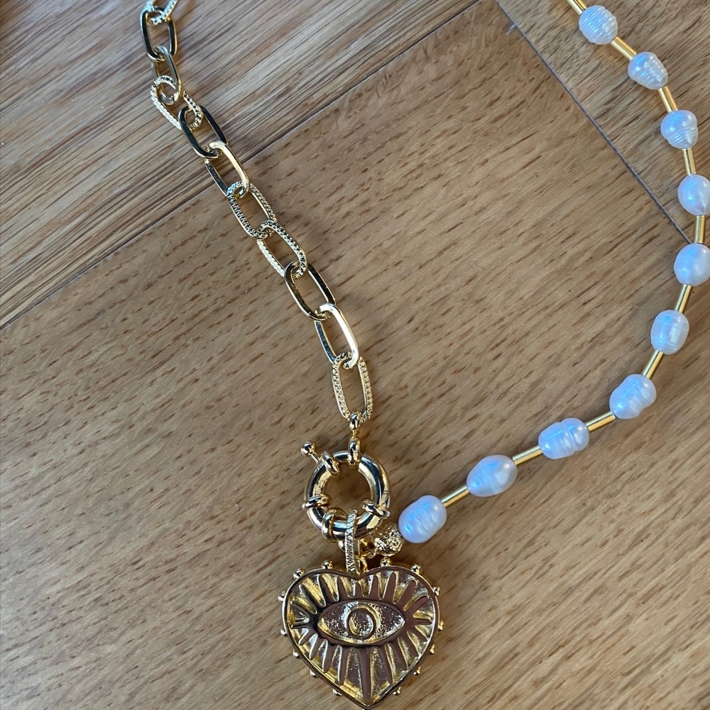 EVIL EYE HEART PENDANT NECKLACE